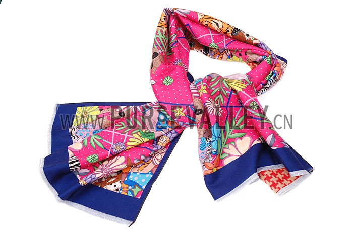 Hermes Animal Kingdom Scarf Fuchsia 621801