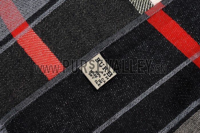Burberry Heritage Check Black Scarf 607895