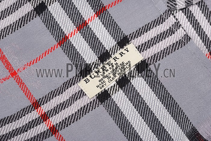 Burberry Heritage Check Light Grey Scarf 607966