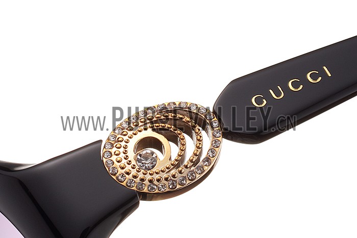 Gucci Elegant Oval Shaped Black Sunglasses 308031