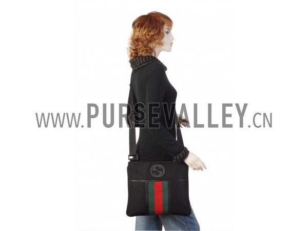 Gucci Medium Messenger Bag