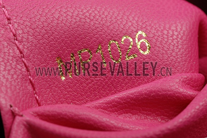 Louis Vuitton Capuciness Crocodile Leather Black MM 607547