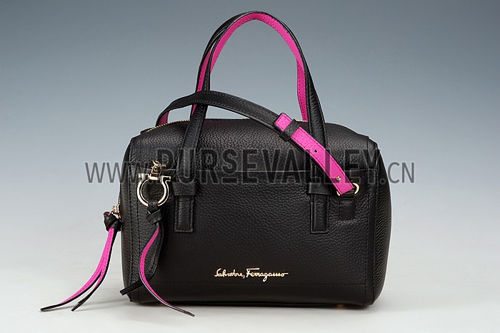 Salvatore Ferragamo Amy Duffle Bag Black 18926656