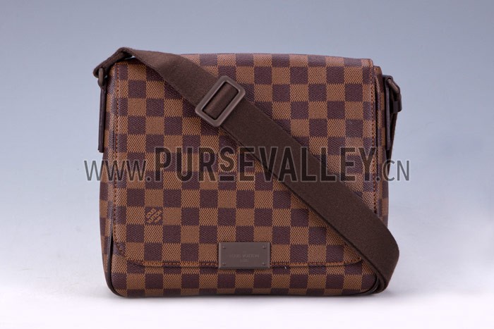 Louis Vuitton Damier Ebene District PM