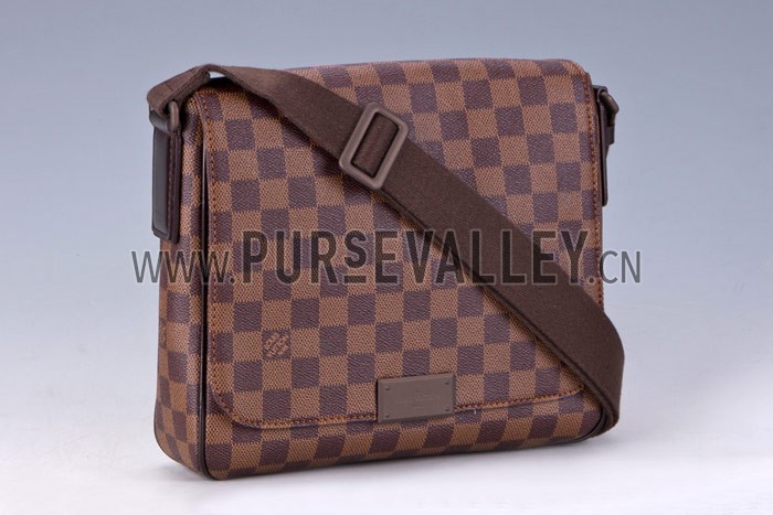 Louis Vuitton Damier Ebene District PM