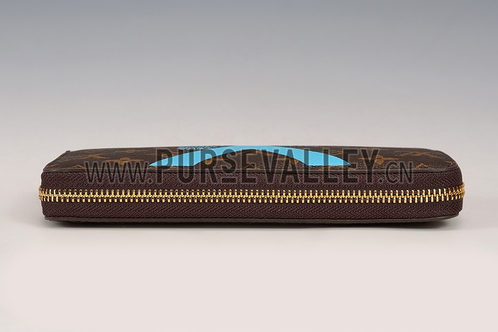 Louis Vuitton Monogram V Motif Zippy Wallet Blue