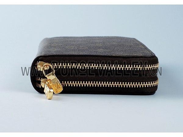 Louis Vuitton Zipped Purse