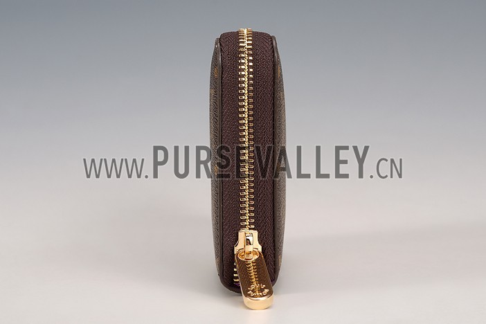 Louis Vuitton Monogram V Motif Zippy Wallet Blue