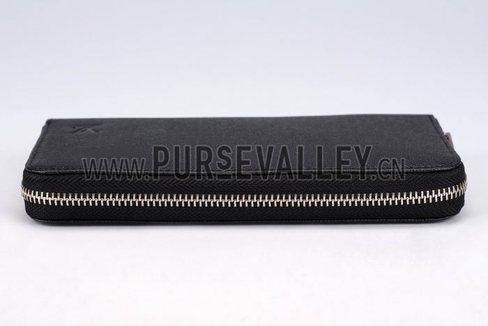 Louis Vuitton Zipped Black Taiga Wallet