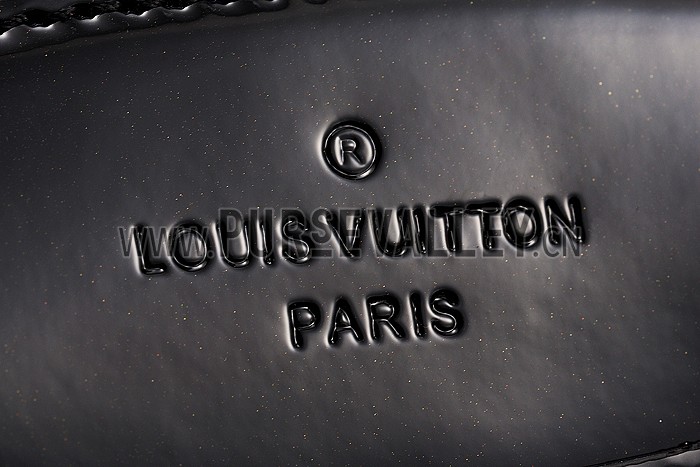 Louis Vuitton Brea Monogram Vernis PM Bag Black