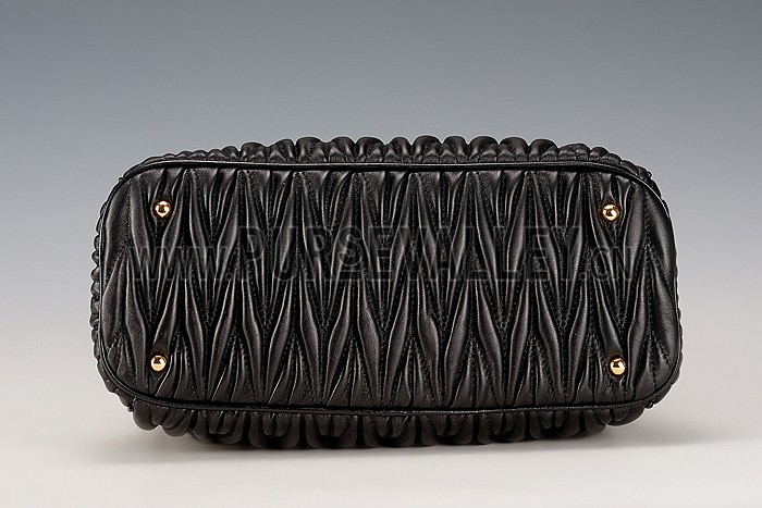 Miu Miu Matelasse Tote Black