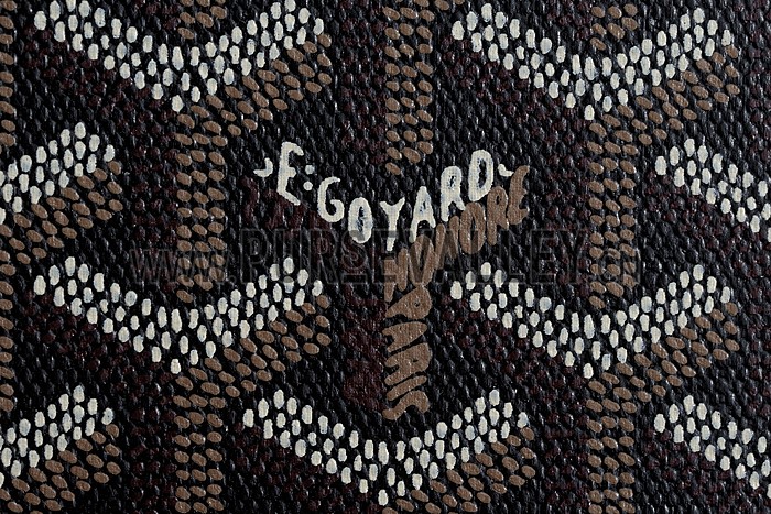 Goyard Black Passport Cover 18926608