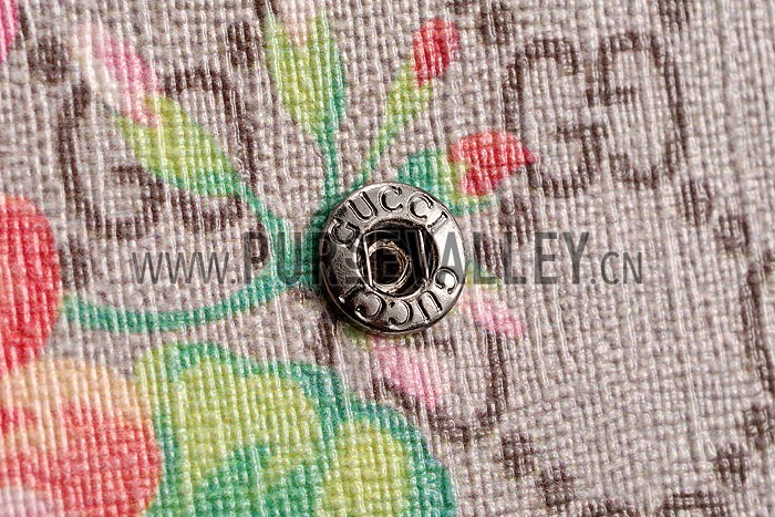 Gucci Pink Blooms Supreme Canvas Wallet