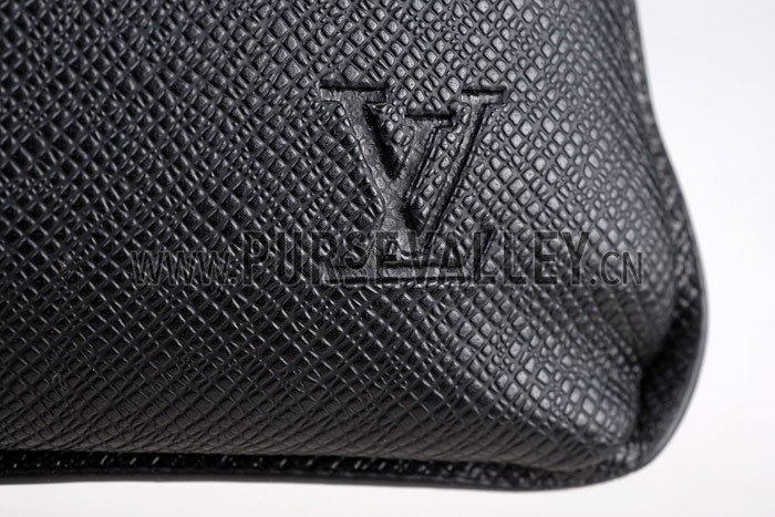 Louis Vuitton Sasha Taiga Leather Black
