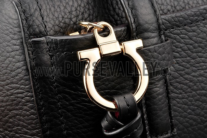 Salvatore Ferragamo Amy Duffle Bag Black 18926656