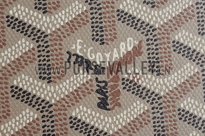 Goyard Khaki Passport Cover 18926617