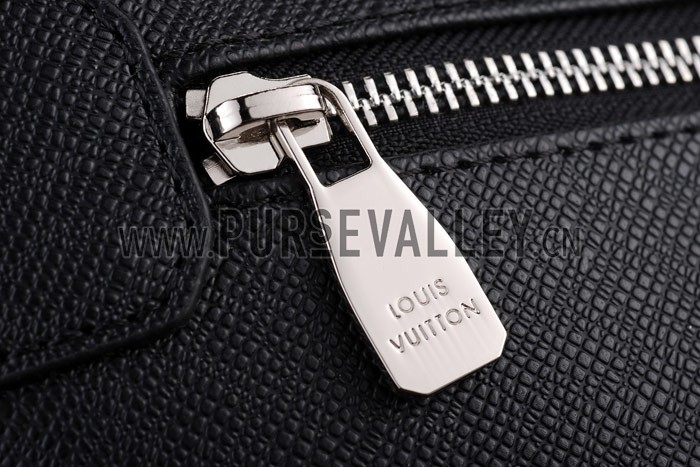 Louis Vuitton Sasha Taiga Leather Black