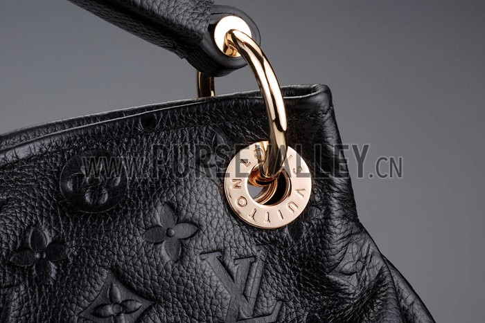 Louis Vuitton Empreinte Artsy MM Black