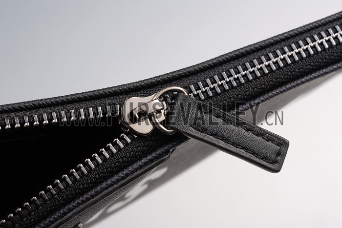 Givenchy Antigona Favelas 74 Clutch