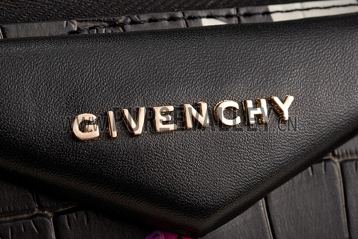 Givenchy Antigona Magnolia Print Bag 18924666