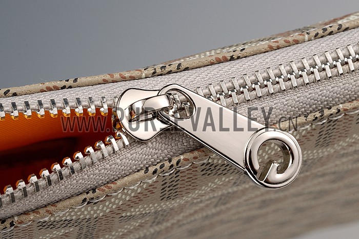 Goyard Medium Pouch Khaki