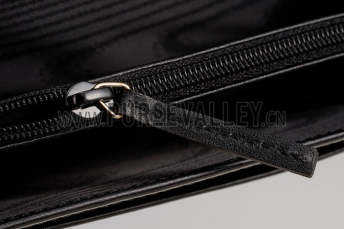 Gucci Signature Black Wallet With Web Detail