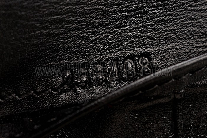 Gucci Bi-Fold Wallet With Microguccissima Detail