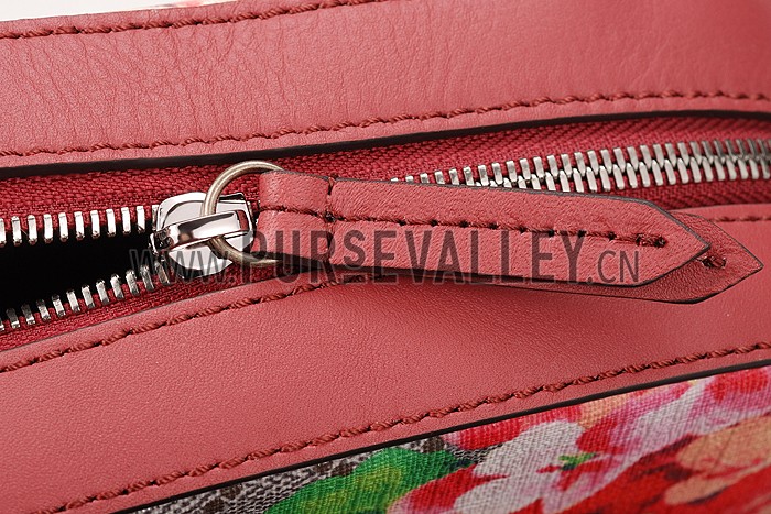 Gucci Blooms GG Supreme Canvas Mini Chain Bag Red