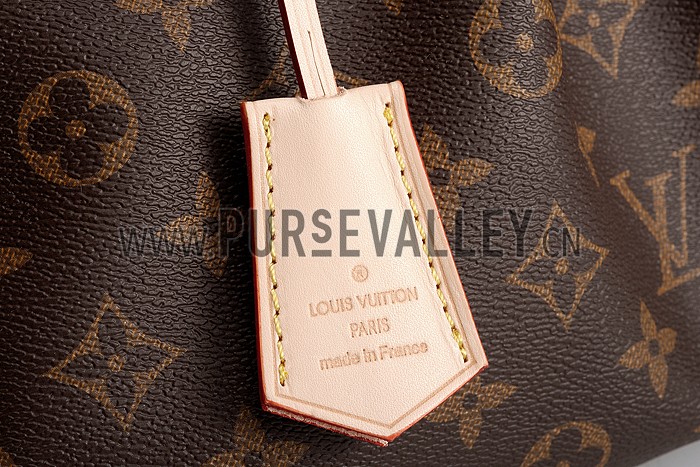 Louis Vuitton Monogram Canvas Shoulder Bag
