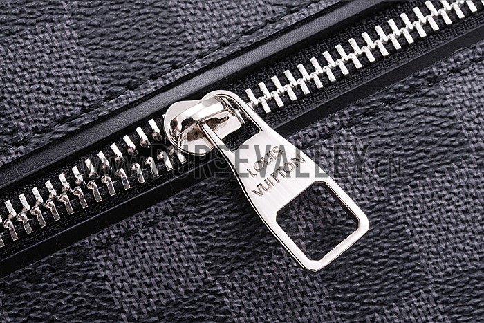 Louis Vuitton Damier Graphite Greenwich Messenger Bag 607713