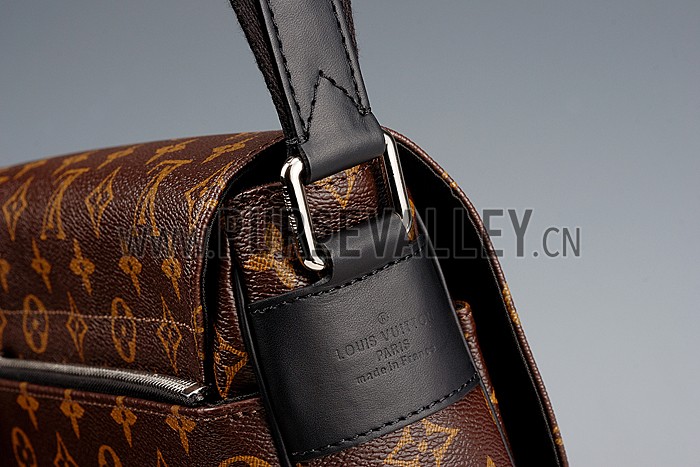 Louis Vuitton Monogram Macassar Christopher Messenger