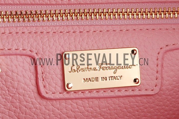 Salvatore Ferragamo Amy Duffle Bag Pink 18926658