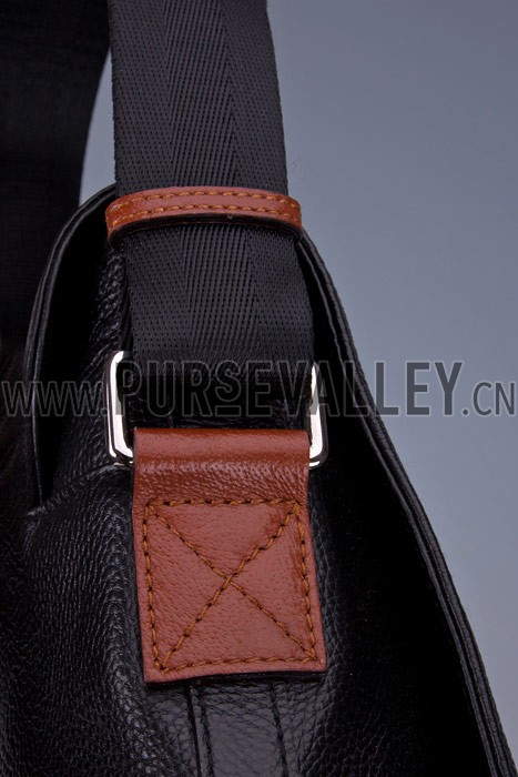 Gucci Web Black Leather Medium Messenger Bag