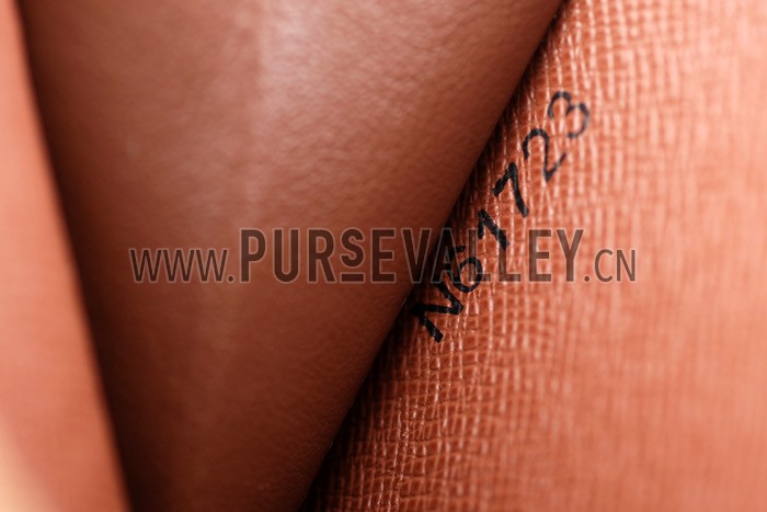 Louis Vuitton Zipped Purse