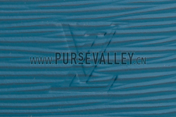 Louis Vuitton Neverfull MM Epi Leather Blue