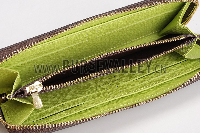 Louis Vuitton Monogram Canvas Zippy Wallet With Green Leather Zipper Pull 608254