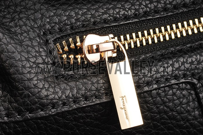 Salvatore Ferragamo Amy Duffle Bag Black 18926656