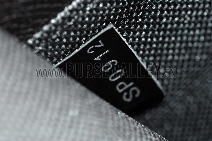 Louis Vuitton Robusto 2 Compartments Taiga Leather Black