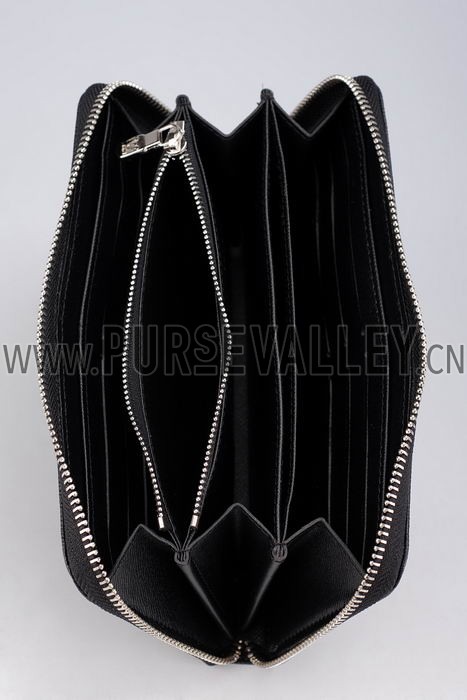 Louis Vuitton Zipped Black Taiga Wallet