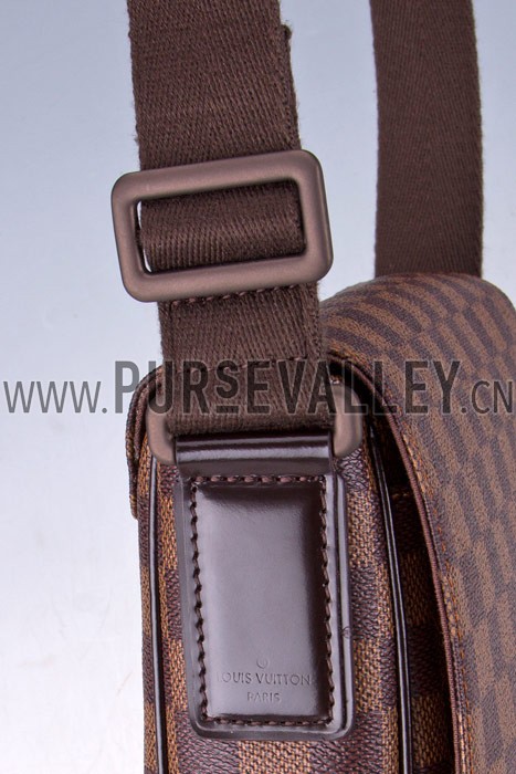 Louis Vuitton Damier Ebene District PM