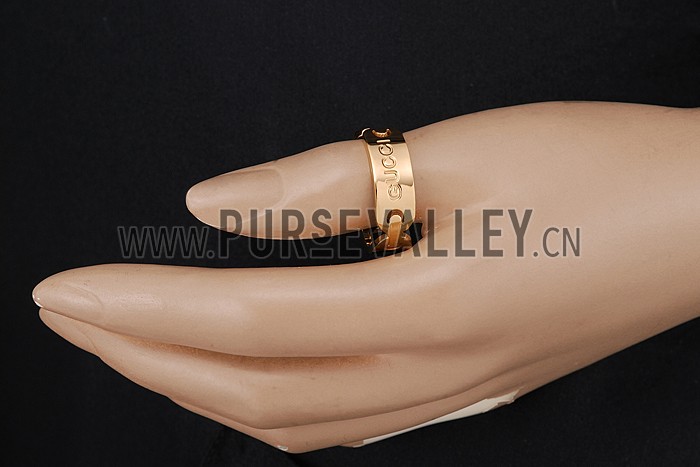 Gucci Logo Gold Ring 700572