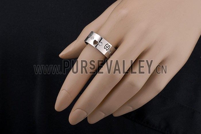 Gucci Replica Logo Engraved Crystal Stud Heart Cutwork Sterling Silver Ring