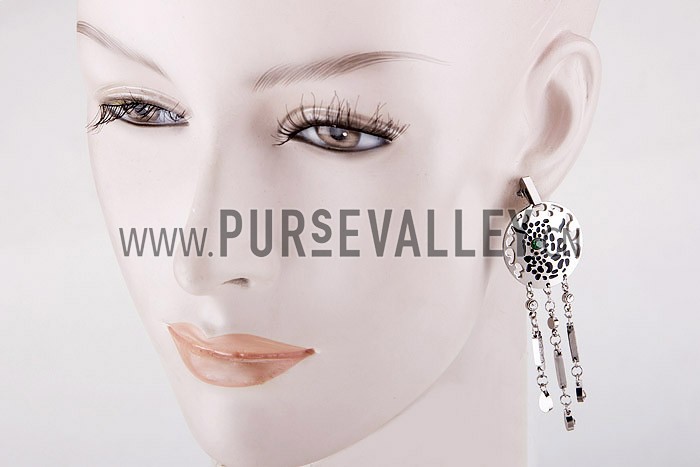 Cartier Replica Diamond Embellished Emerald-Eyed Cutwork Leopard Silver Hanging Earrings