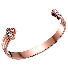 Van Cleef Diamonds Clover Motifs Rose Gold Bangle Bracelet