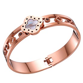 Van Cleef Alhambra Clover Motif And Cutwork Rose-Gold Bangle Bracelet