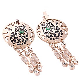 Cartier Replica Diamond Embellished Emerald-Eyed Cutwork Leopard Rose-Gold Hanging Earrings
