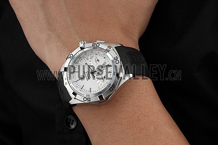 Tag Heuer Aquaracer Calibre S White Dial Black Rubber Band 622405