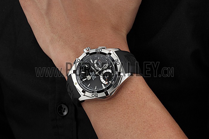 Tag Heuer Aquaracer Calibre S Black Dial Black Rubber Band 622406