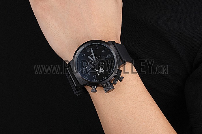 U-Boat Flightdeck Black Dial Black Steel Case Black Rubber Bracelet 622713