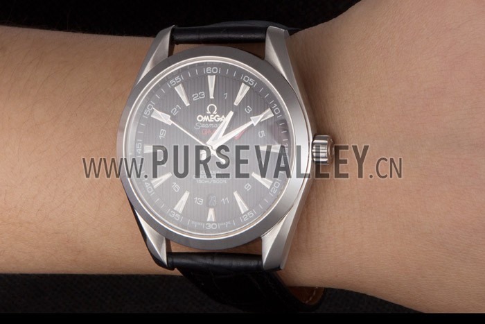 Omega Seamaster Black Dial with Black Leather Band 621574